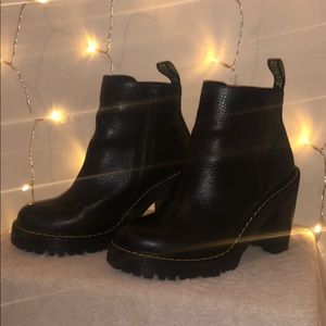 Chunky leather heeled boots!